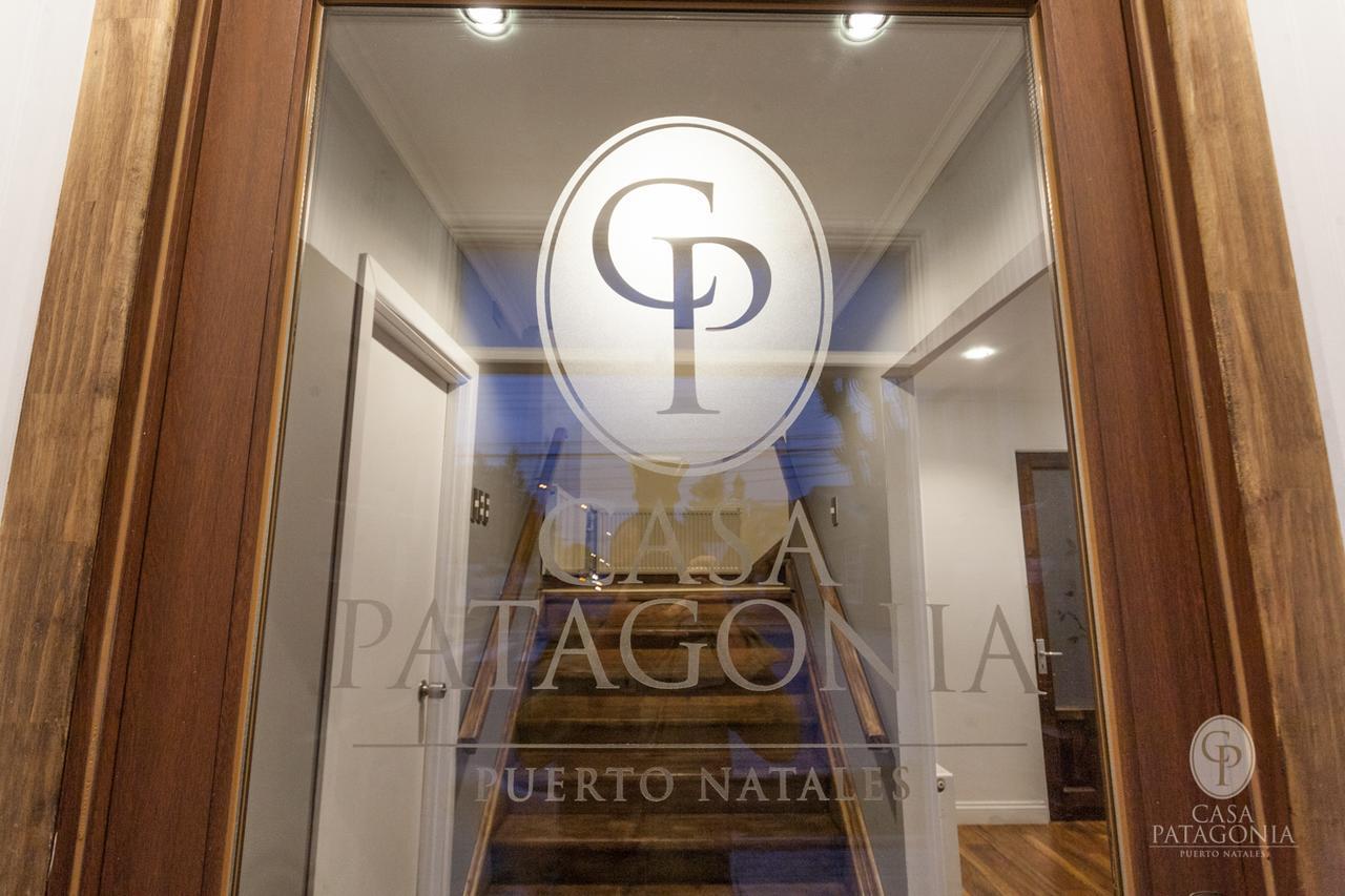Casa De La Patagonia Hotel Пуерто Наталес Екстериор снимка